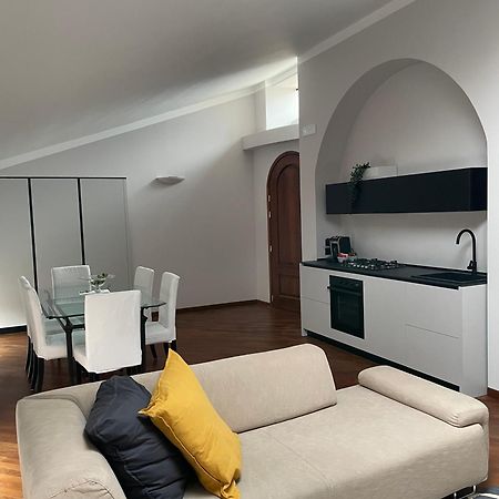 Apartmán Civico 16 Chiaravalle Marche Exteriér fotografie