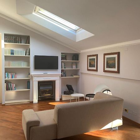 Apartmán Civico 16 Chiaravalle Marche Exteriér fotografie