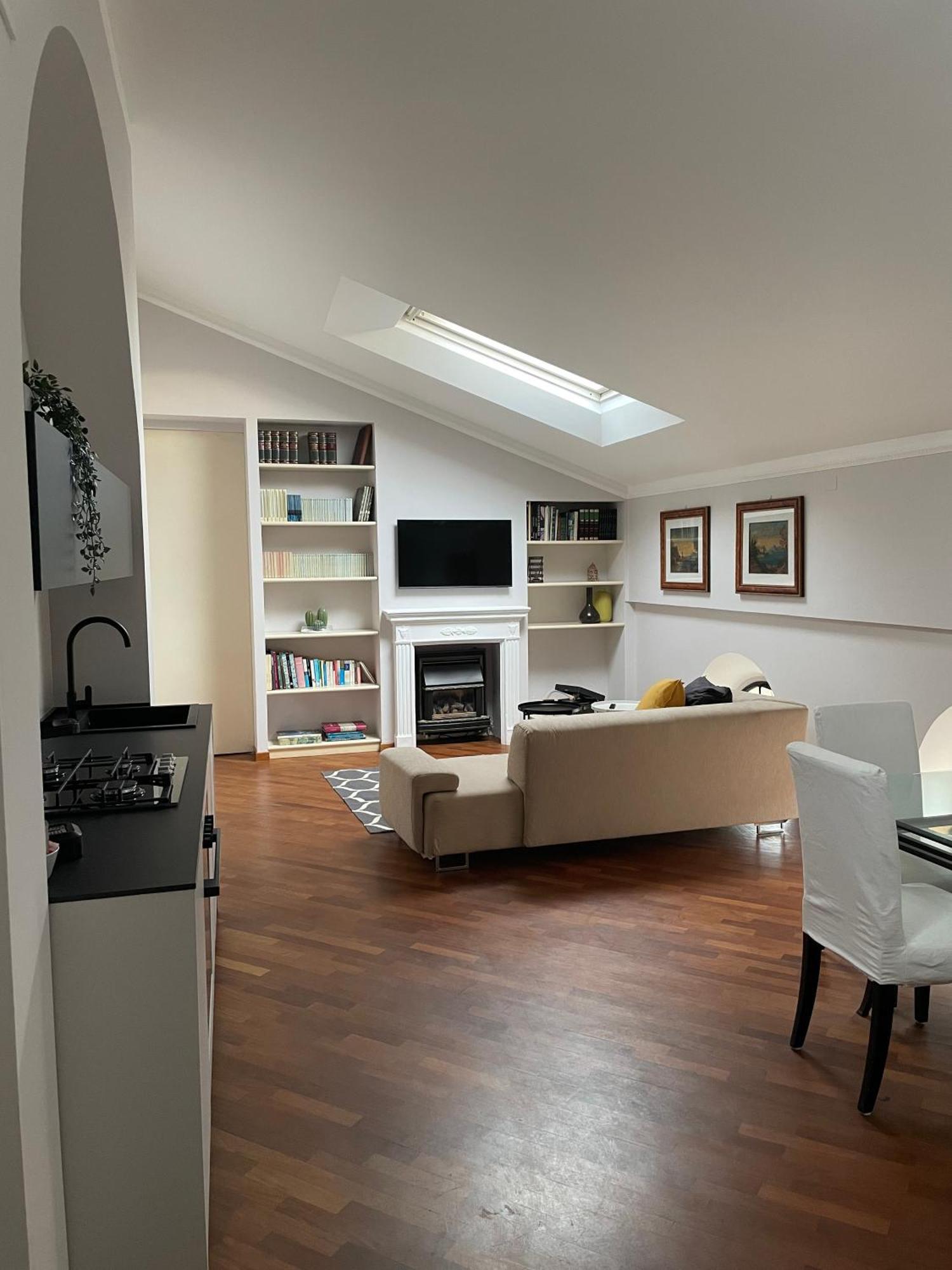 Apartmán Civico 16 Chiaravalle Marche Exteriér fotografie